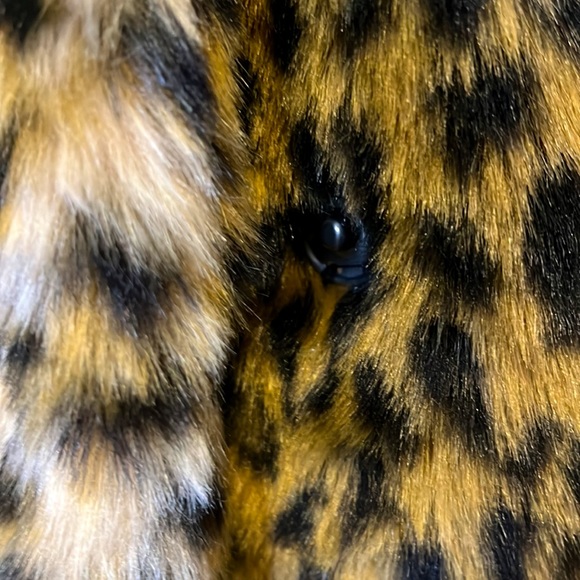 A New Day Leopard Print  Faux Fur Short Jacket - Picture 4 of 4